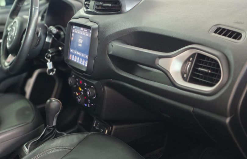 JEEP RENEGADE 2019 1.8 16V FLEX LONGITUDE 4P AUTOMÁTICO - Carango - 129748 - Foto 6 JEEP RENEGADE 2019 1.8 16V FLEX LONGITUDE 4P AUTOMÁTICO - Carango 129748 - Foto 6