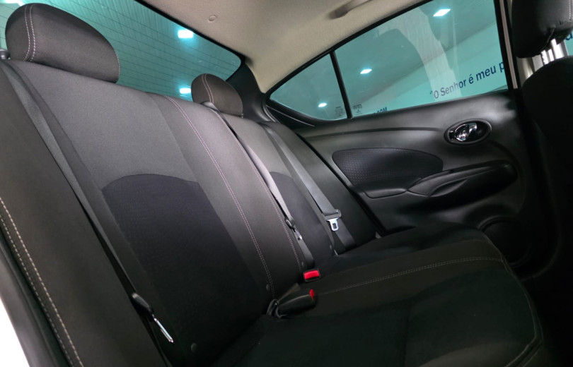 NISSAN VERSA 2018 1.6 16V FLEXSTART SV 4P XTRONIC - Carango - 129741 - Foto 8 NISSAN VERSA 2018 1.6 16V FLEXSTART SV 4P XTRONIC - Carango 129741 - Foto 8