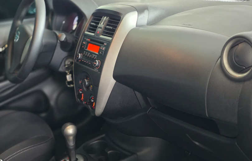 NISSAN VERSA 2018 1.6 16V FLEXSTART SV 4P XTRONIC - Carango - 129741 - Foto 6 NISSAN VERSA 2018 1.6 16V FLEXSTART SV 4P XTRONIC - Carango 129741 - Foto 6