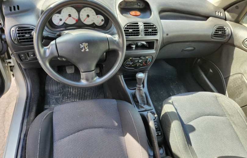 PEUGEOT 206 2008 1.6 FELINE 16V FLEX 4P MANUAL - Carango - 129770 - Foto 5 PEUGEOT 206 2008 1.6 FELINE 16V FLEX 4P MANUAL - Carango 129770 - Foto 5