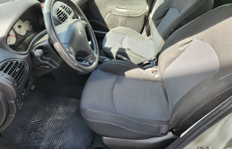 PEUGEOT 206 2008 1.6 FELINE 16V FLEX 4P MANUAL - Carango - 129770 - Foto 7 PEUGEOT 206 2008 1.6 FELINE 16V FLEX 4P MANUAL - Carango 129770 - Foto 7