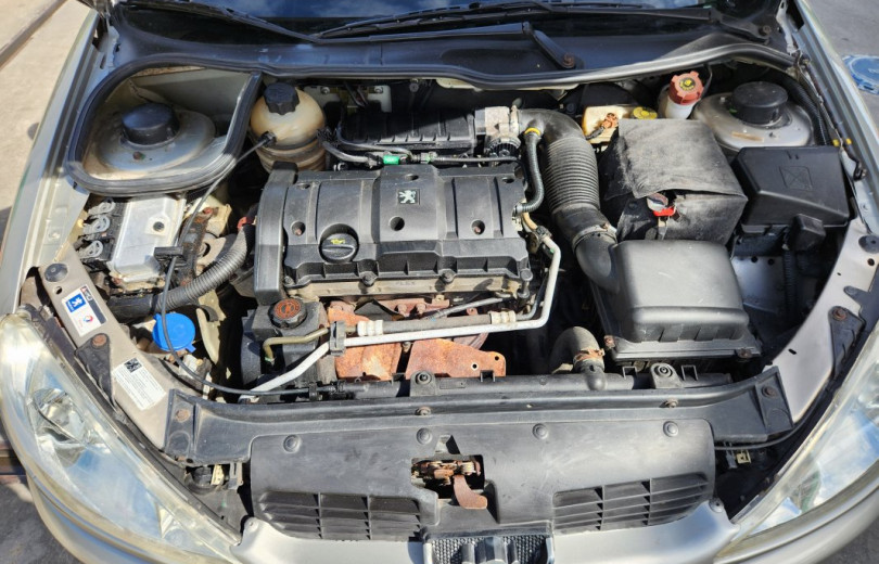 PEUGEOT 206 2008 1.6 FELINE 16V FLEX 4P MANUAL - Carango - 129770 - Foto 9 PEUGEOT 206 2008 1.6 FELINE 16V FLEX 4P MANUAL - Carango 129770 - Foto 9