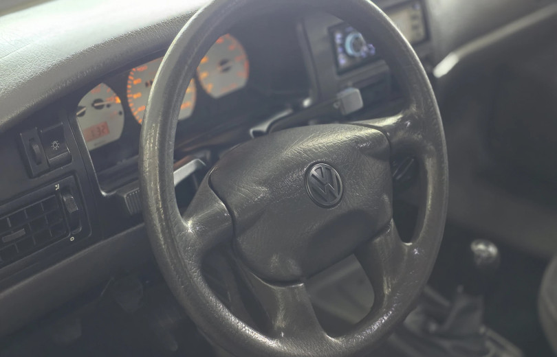 VOLKSWAGEN SANTANA 1996 2.0 GLSI 8V GASOLINA 4P MANUAL - Carango - 129745 - Foto 7 VOLKSWAGEN SANTANA 1996 2.0 GLSI 8V GASOLINA 4P MANUAL - Carango 129745 - Foto 7