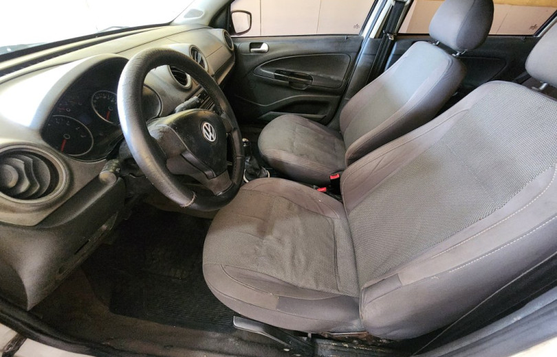 VOLKSWAGEN VOYAGE 2010 1.0 I-TREND TOTAL FLEX 4P MANUAL - Carango - 129775 - Foto 7 VOLKSWAGEN VOYAGE 2010 1.0 I-TREND TOTAL FLEX 4P MANUAL - Carango 129775 - Foto 7