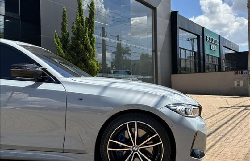 BMW 320i 2024 2.0 16V TURBO FLEX M SPORT AUTOMÁTICO - Carango - 128431 - Foto 8 BMW 320i 2024 2.0 16V TURBO FLEX M SPORT AUTOMÁTICO - Carango 128431 - Foto 8