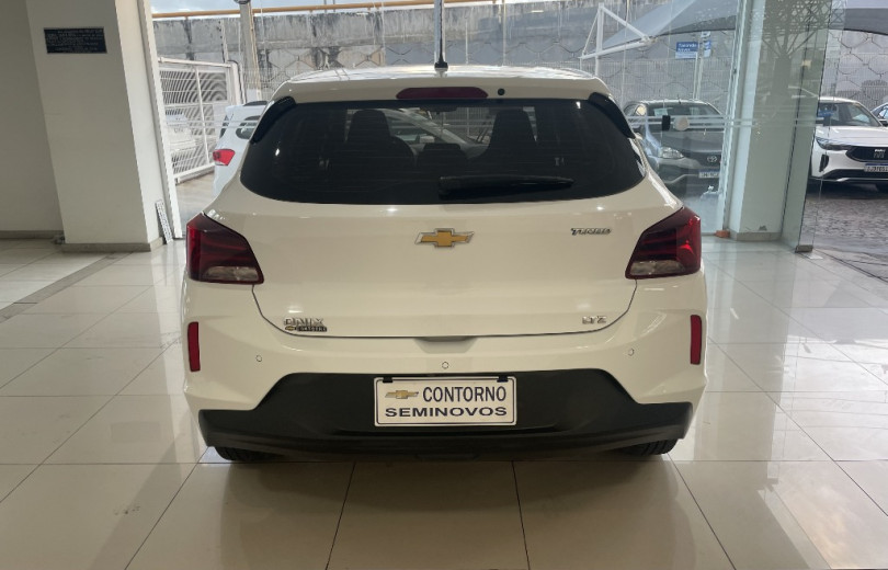 CHEVROLET ONIX 2022 1.0 TURBO FLEX LTZ MANUAL - Carango - 130572 - Foto 10 CHEVROLET ONIX 2022 1.0 TURBO FLEX LTZ MANUAL - Carango 130572 - Foto 10
