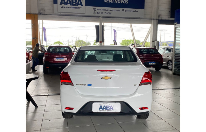 CHEVROLET PRISMA 2018 1.4 MPFI LT 8V FLEX 4P MANUAL - Carango - 130562 - Foto 3 CHEVROLET PRISMA 2018 1.4 MPFI LT 8V FLEX 4P MANUAL - Carango 130562 - Foto 3