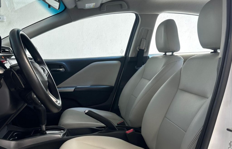 HONDA CITY 2015 CITY Sedan EX 1.5 Flex 16V 4p Aut. - Carango - 130565 - Foto 3 HONDA CITY 2015 CITY Sedan EX 1.5 Flex 16V 4p Aut. - Carango 130565 - Foto 3