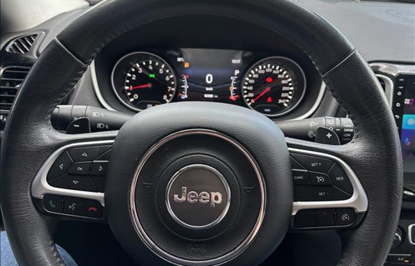 JEEP COMPASS 2018 2.0 16V FLEX LIMITED AUTOMÁTICO - Carango - 128549 - Foto 10 JEEP COMPASS 2018 2.0 16V FLEX LIMITED AUTOMÁTICO - Carango 128549 - Foto 10