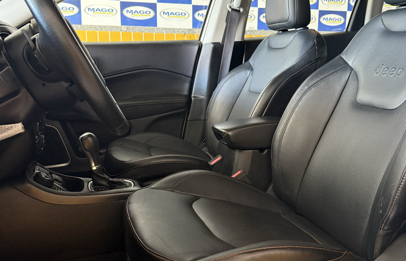 JEEP COMPASS 2020 2.0 16V DIESEL LONGITUDE 4X4 AUTOMÁTICO - Carango - 130575 - Foto 8 JEEP COMPASS 2020 2.0 16V DIESEL LONGITUDE 4X4 AUTOMÁTICO - Carango 130575 - Foto 8