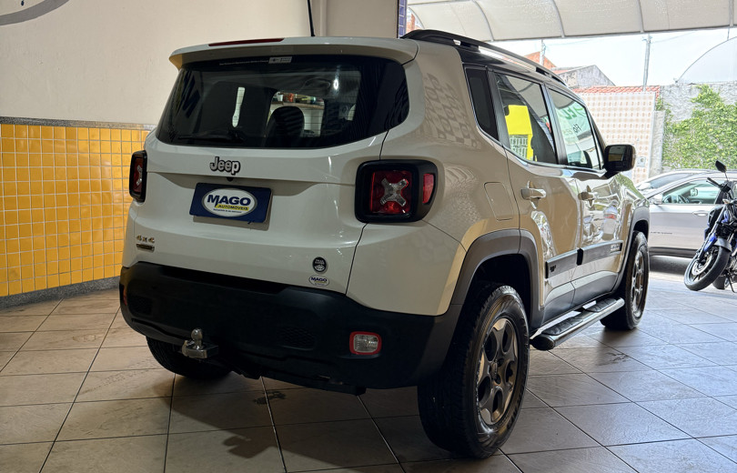 JEEP RENEGADE 2018 2.0 16V TURBO DIESEL CUSTOM 4P 4X4 AUTOMÁTICO - Carango - 130520 - Foto 5 JEEP RENEGADE 2018 2.0 16V TURBO DIESEL CUSTOM 4P 4X4 AUTOMÁTICO - Carango 130520 - Foto 5