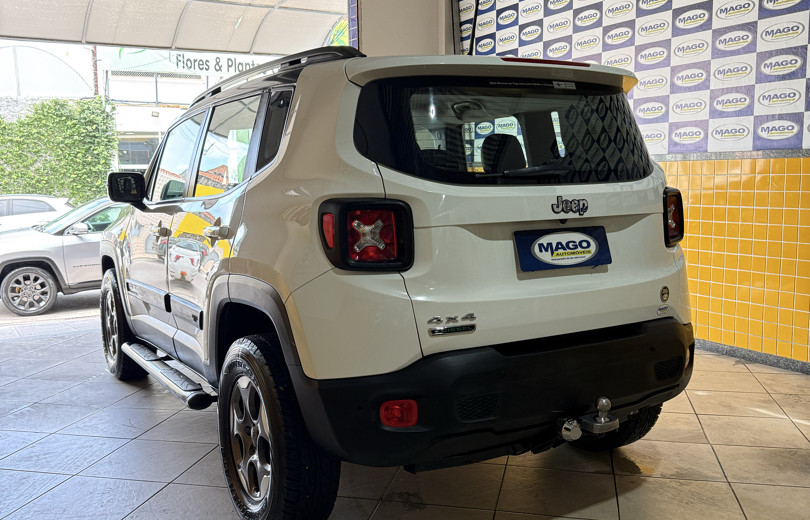 JEEP RENEGADE 2018 2.0 16V TURBO DIESEL CUSTOM 4P 4X4 AUTOMÁTICO - Carango - 130520 - Foto 6 JEEP RENEGADE 2018 2.0 16V TURBO DIESEL CUSTOM 4P 4X4 AUTOMÁTICO - Carango 130520 - Foto 6