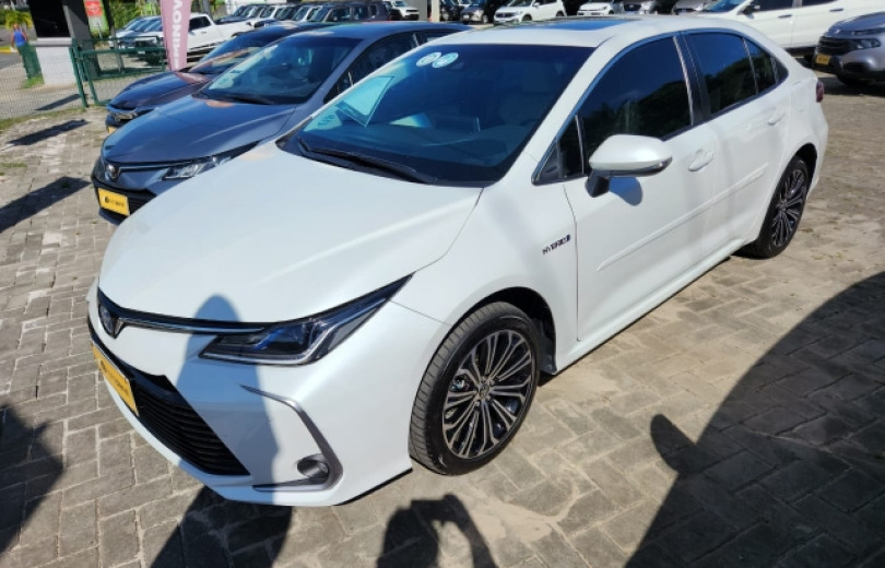 TOYOTA COROLLA 2023 1.8 VVT-I HYBRID FLEX ALTIS PREMIUM CVT - Carango - 130537 - Foto 2 TOYOTA COROLLA 2023 1.8 VVT-I HYBRID FLEX ALTIS PREMIUM CVT - Carango 130537 - Foto 2