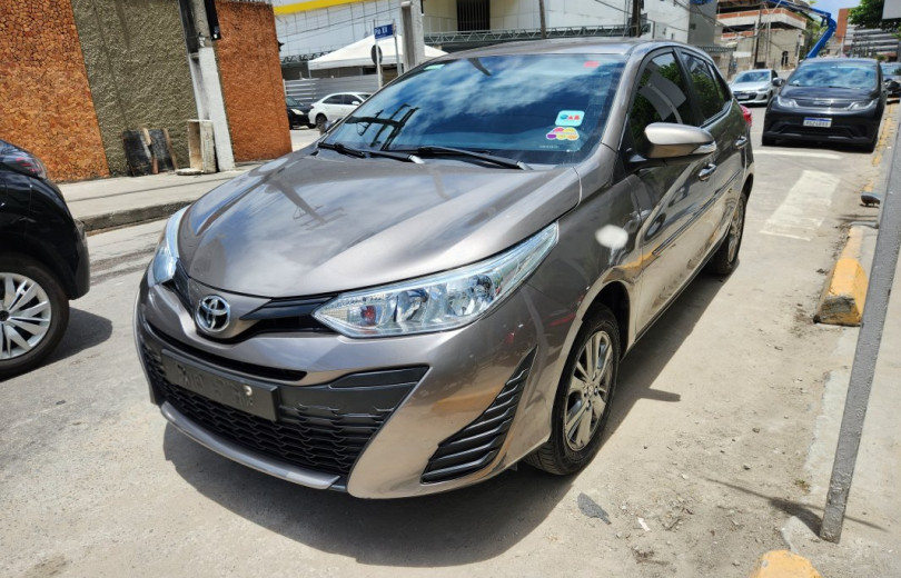 TOYOTA YARIS 2021 1.5 16V FLEX XL MANUAL - Carango - 130544 - Foto 1 TOYOTA YARIS 2021 1.5 16V FLEX XL MANUAL - Carango 130544 - Foto 1