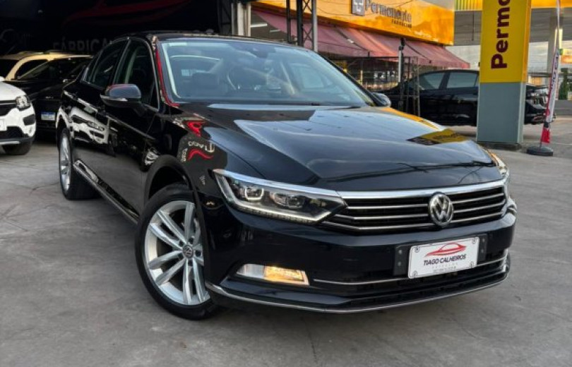 VOLKSWAGEN PASSAT 2018 2.0 16V TSI  HIGHLINE GASOLINA  - Carango - 130478 - Foto 1 VOLKSWAGEN PASSAT 2018 2.0 16V TSI  HIGHLINE GASOLINA  - Carango 130478 - Foto 1