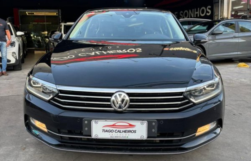 VOLKSWAGEN PASSAT 2018 2.0 16V TSI  HIGHLINE GASOLINA  - Carango - 130478 - Foto 2 VOLKSWAGEN PASSAT 2018 2.0 16V TSI  HIGHLINE GASOLINA  - Carango 130478 - Foto 2