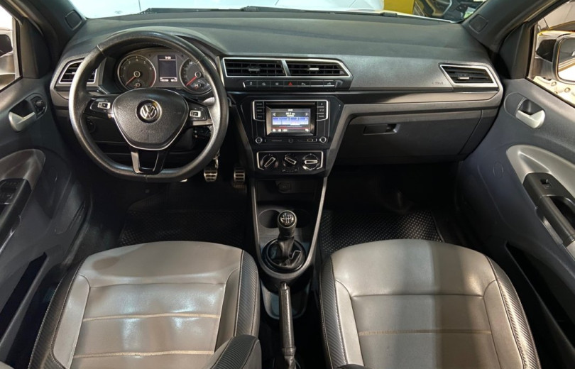 VOLKSWAGEN SAVEIRO 2017 1.6 CROSS CD 16V FLEX 2P MANUAL - Carango - 130528 - Foto 6 VOLKSWAGEN SAVEIRO 2017 1.6 CROSS CD 16V FLEX 2P MANUAL - Carango 130528 - Foto 6